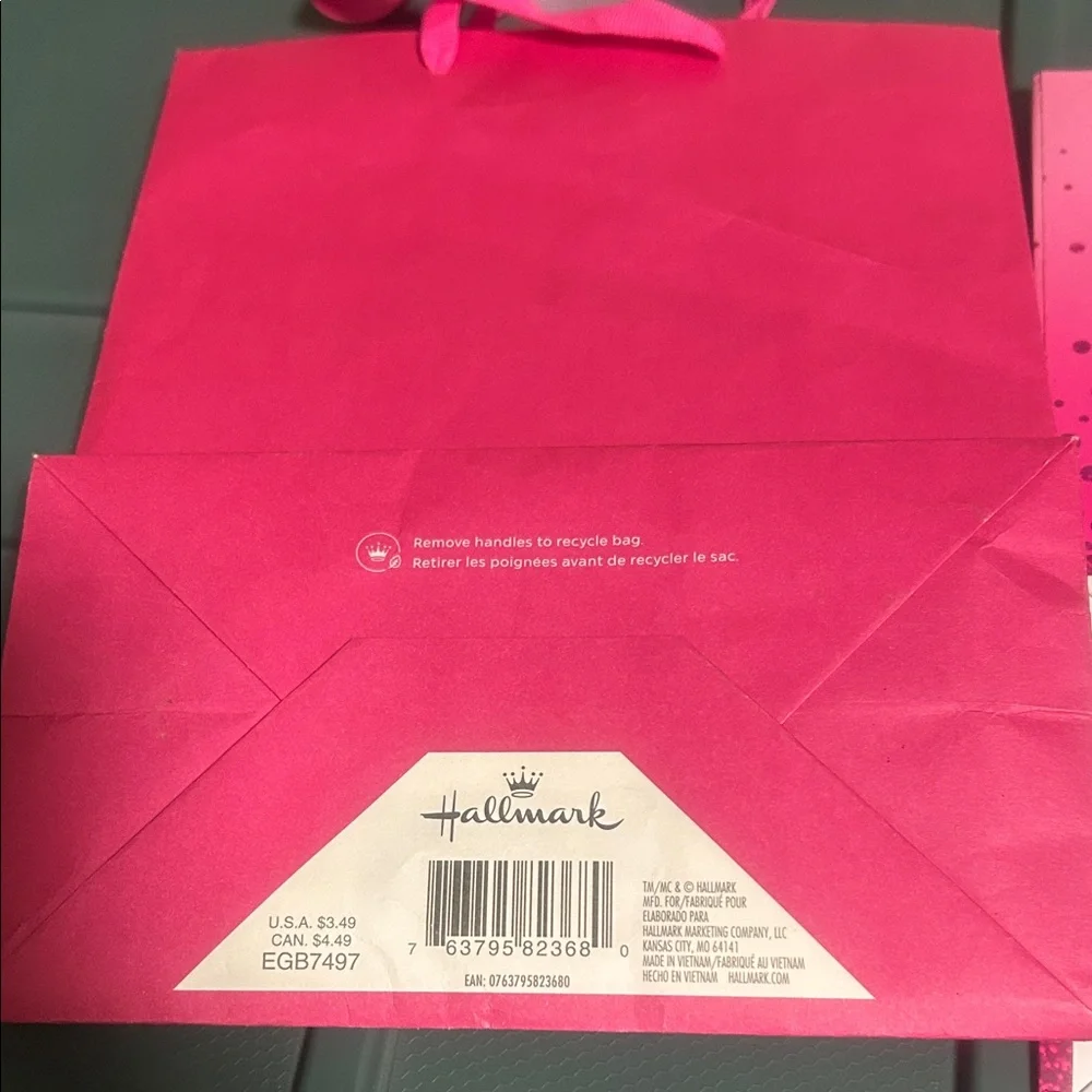 Small pink gift bag set